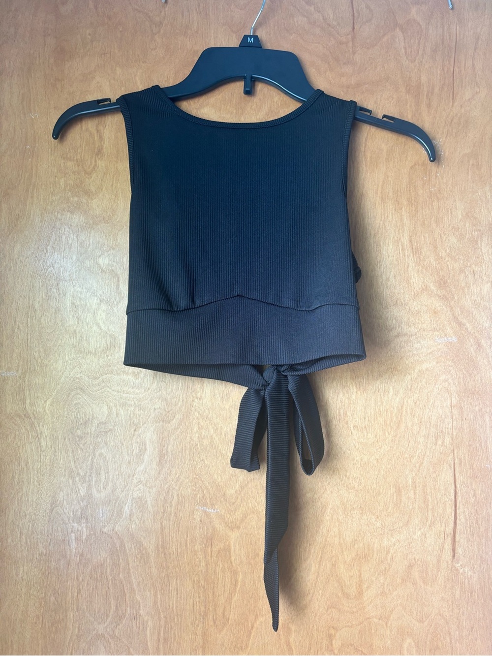 ROMWE Black Ribbed Tie-Back Crop Tank